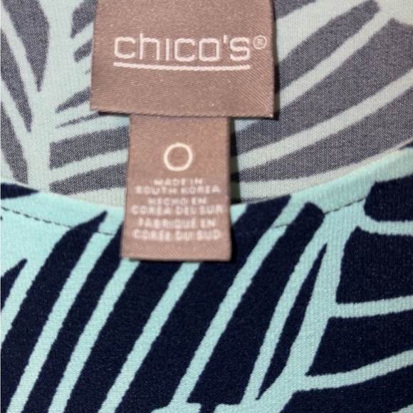 Chico's Teal and Navy Leaf-Print Sleeveless Tank S (size 0) - Picture 3 of 9